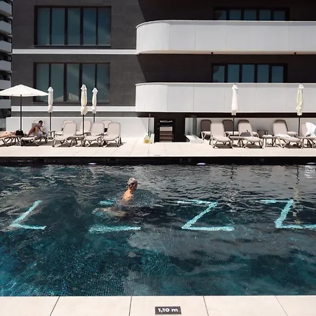 Unique 4u In Odyssey Spa&pool-parking Lägenhet Mamaia