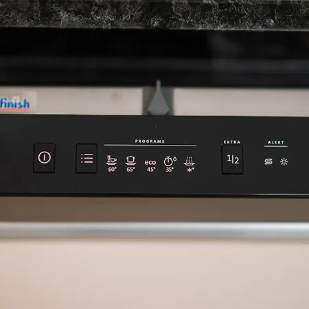 Unique 4u In Odyssey Spa&pool-parking * Mamaia