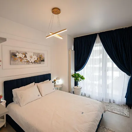 Unique 4u In Odyssey Spa&pool-parking Apartament *